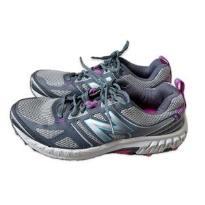 New Balance 412 V3 Women's Trail Running Shoes Size 9.5 Gray Pink Sneakers
